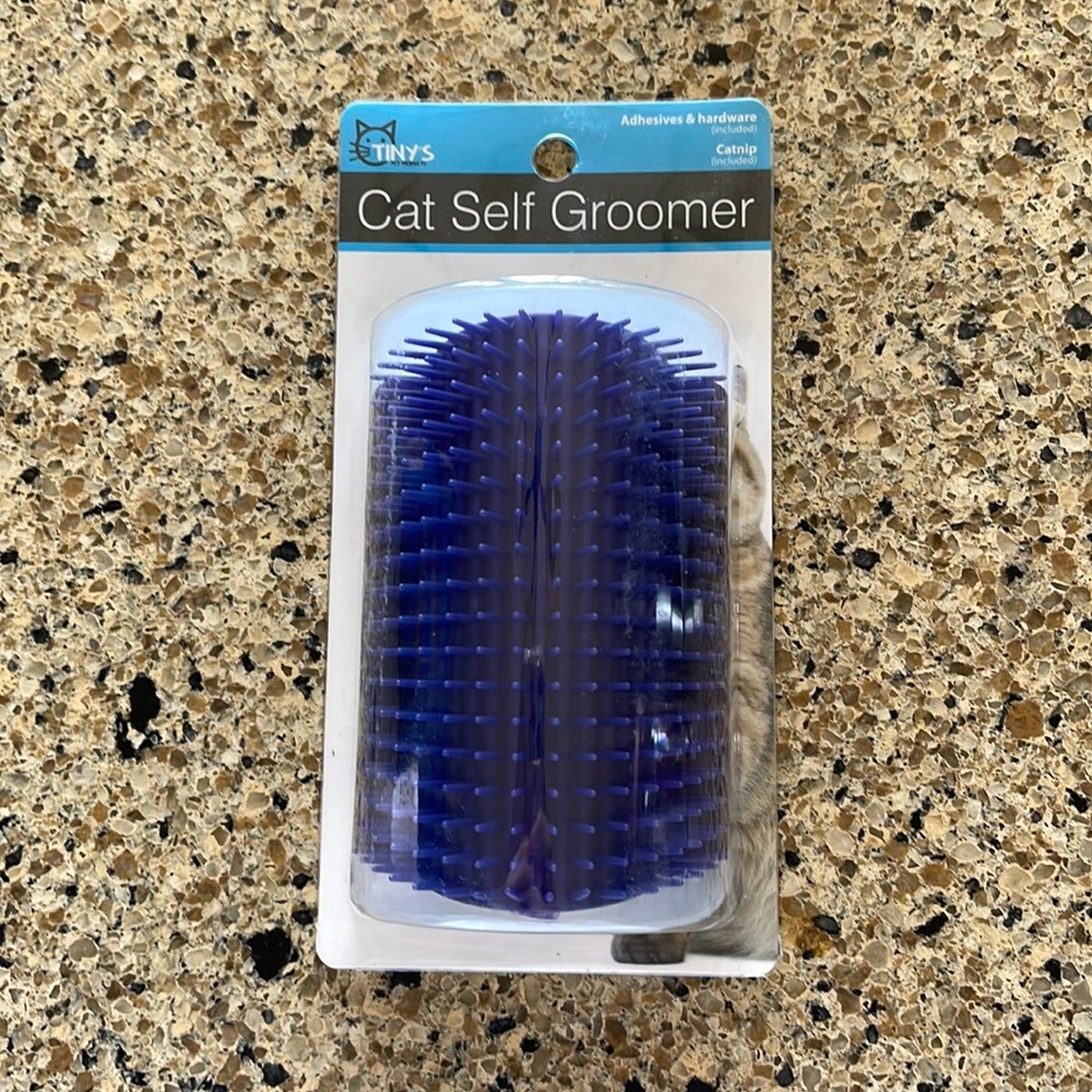 Cat scratcher